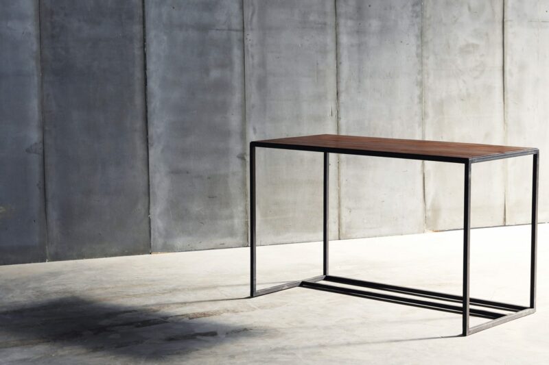Mesa Desk Leather by Heerenhuis